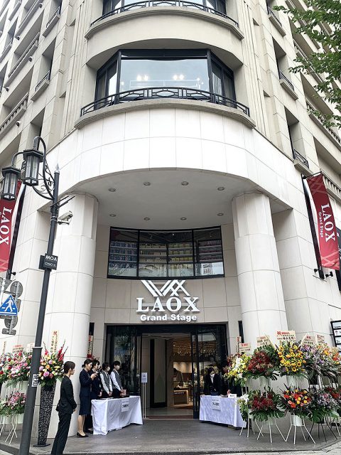 laox 新宿東口 取り扱い スイス腕時計