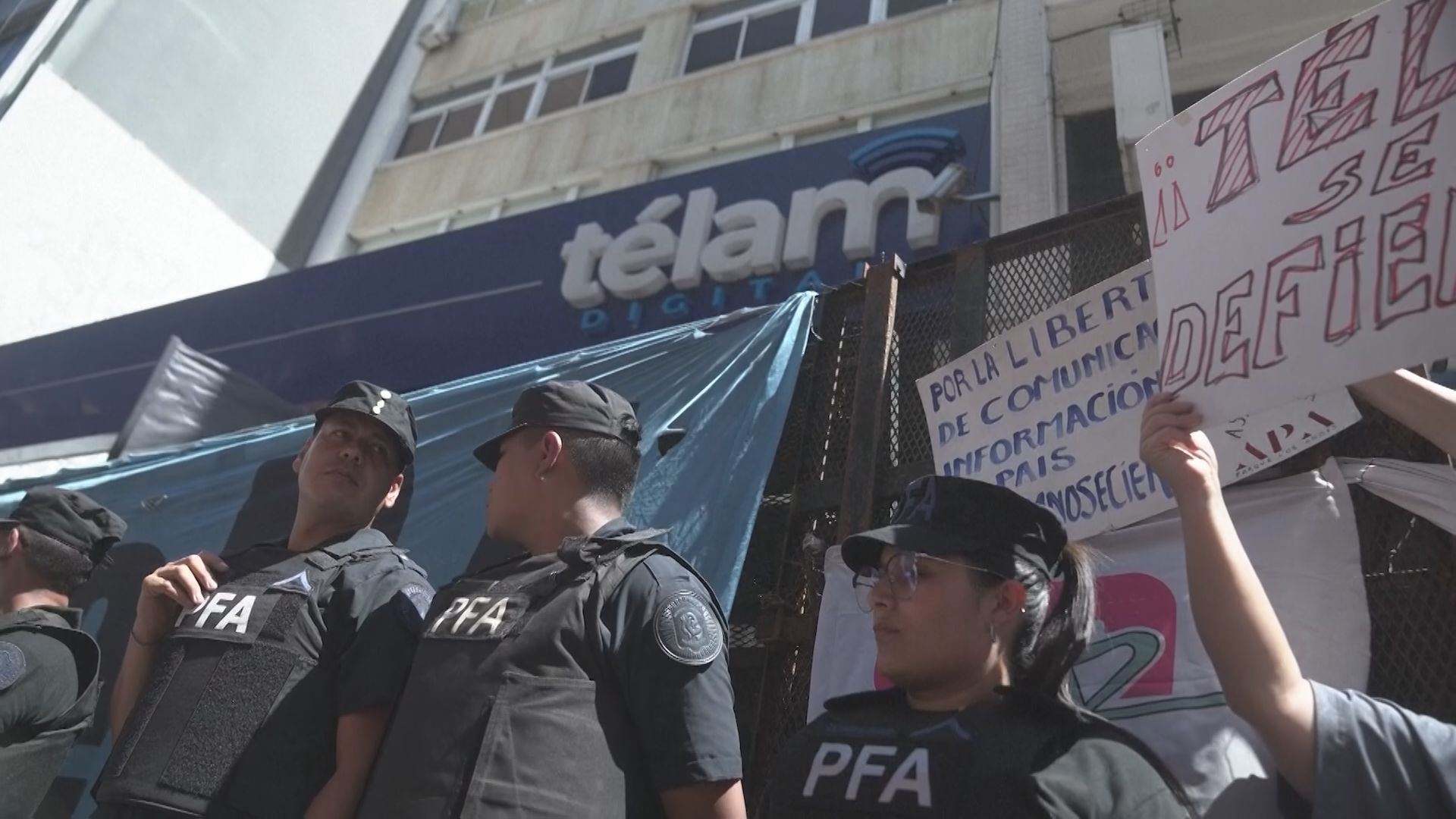 アルゼンチン国営通信の業務停止　大統領が左派の「プロパガンダ機関」と非難　閉鎖を宣言