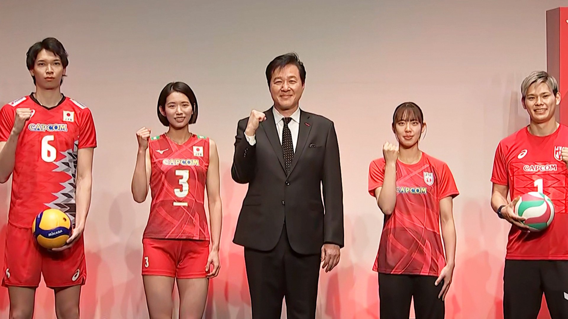 バレーボール日本代表の新ユニフォームお披露目 人気マンガ「ハイキュー！！」とのコラボも発表