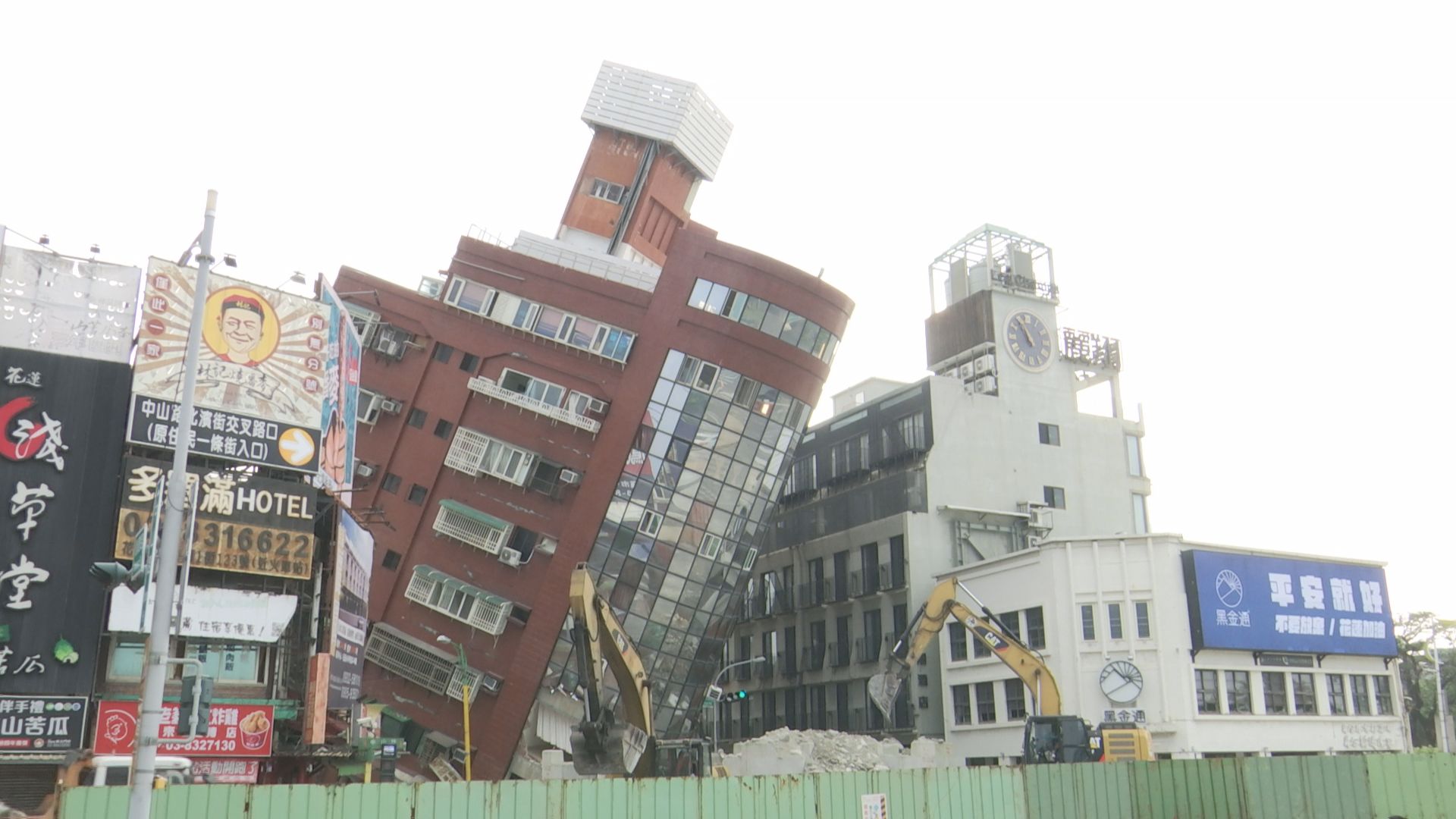 台湾地震最新　9人死亡 46人連絡取れず　101人救助待ち