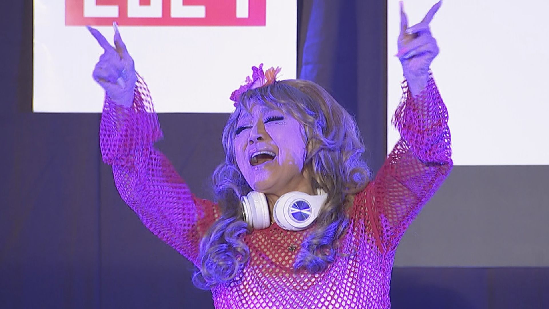 【小林幸子】ギャル界のラスボス・さちぴ☆降臨 DJプレイでノリノリブチアゲ