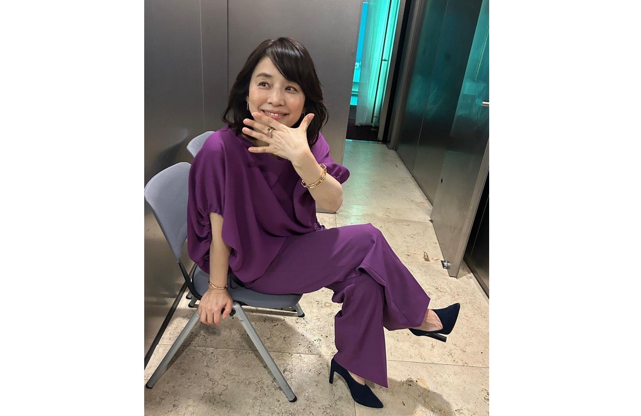 石田ゆり子さん　モネ展「記者発表会がありました」　オフショットを公開