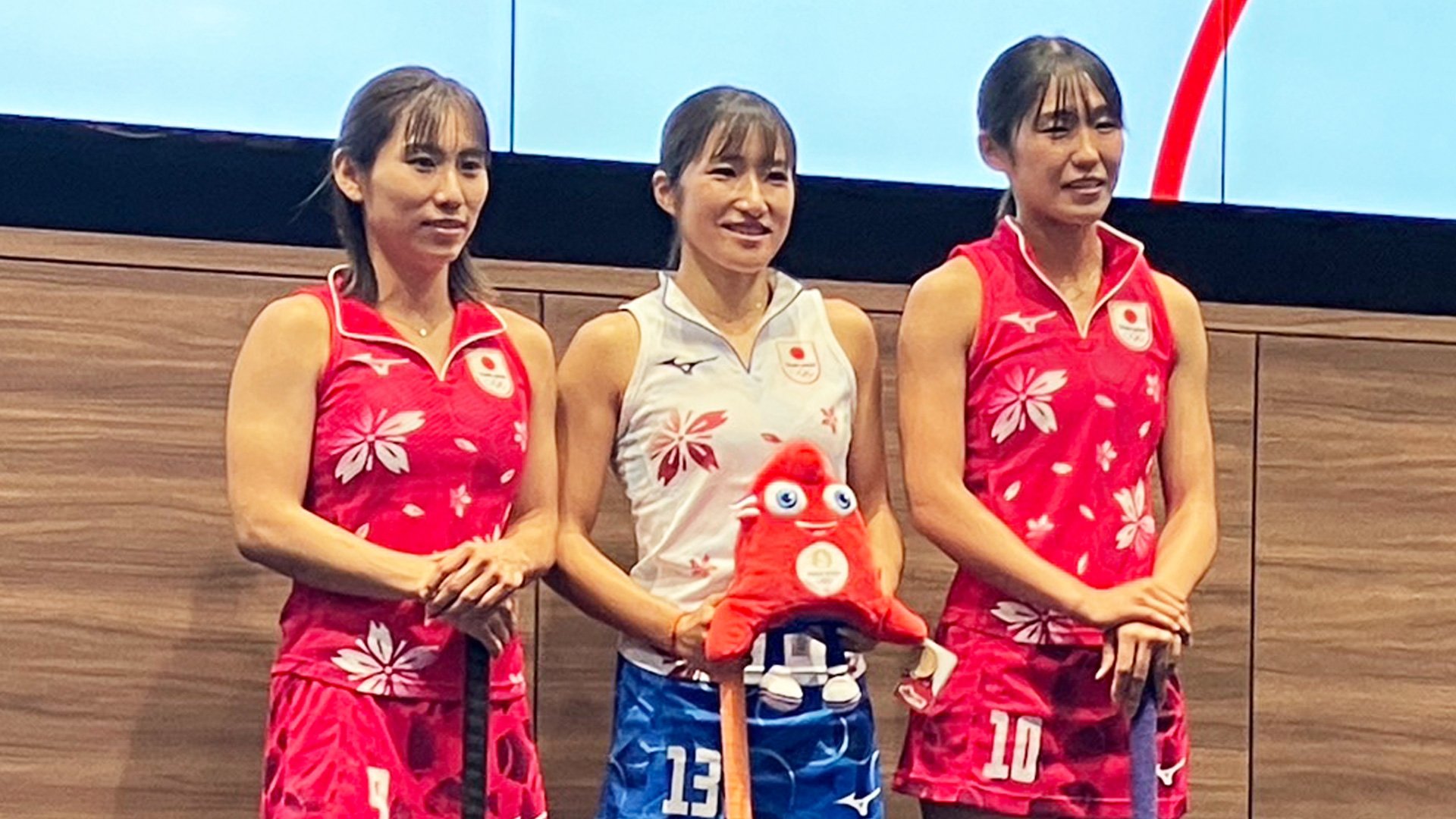 女子ホッケーのさくらジャパン、パリ五輪代表内定選手16人を発表　攻撃の中心・永井姉妹が3大会連続代表入り