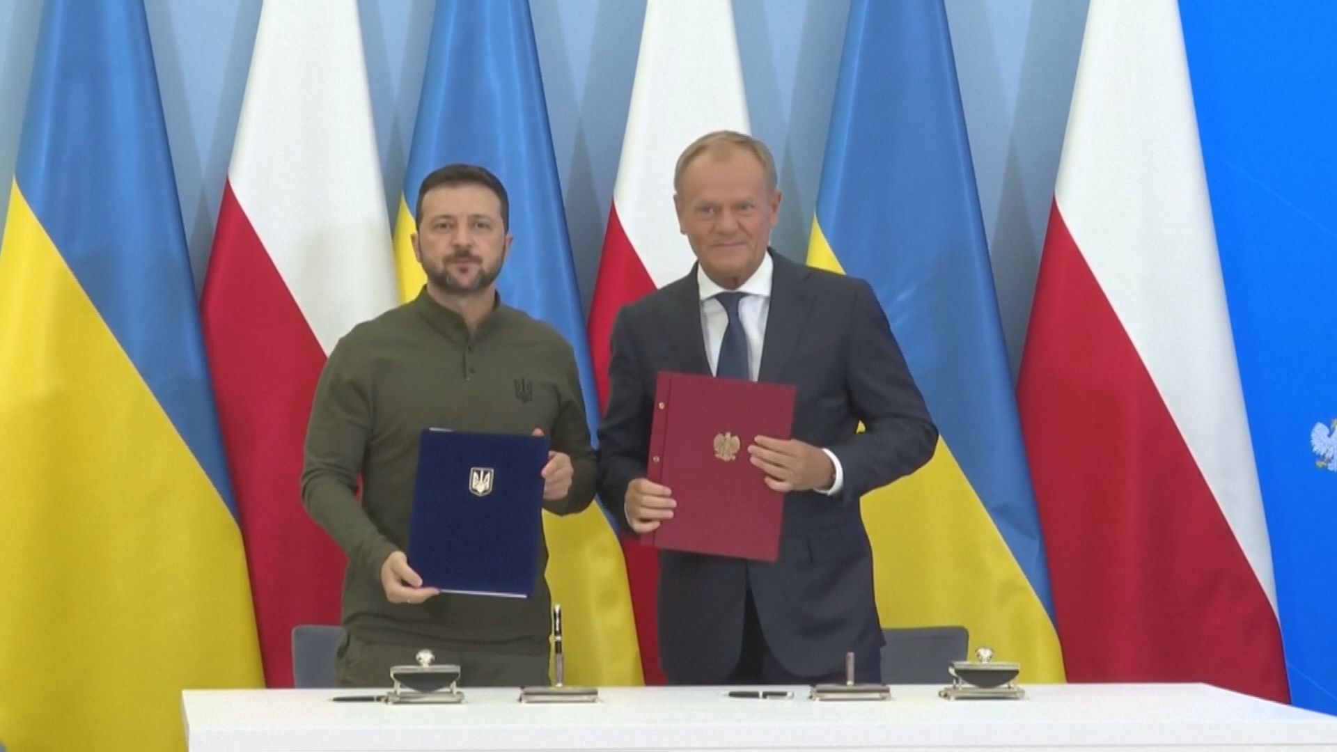 ウクライナ、ポーランドと2国間の安全保障協定　締結