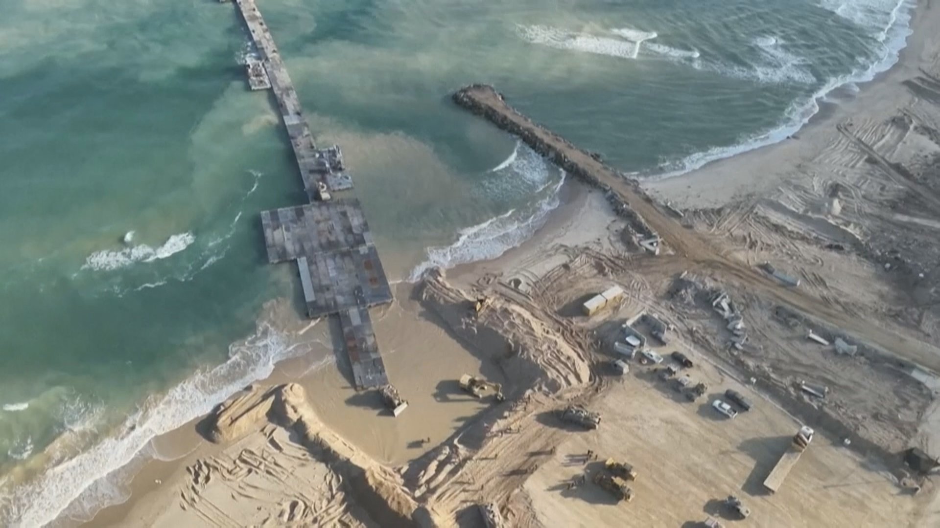 米軍 ガザに支援物資搬入用の仮設桟橋を永久撤去へ 悪天候・高波で度重なる損傷 約365億円で建設も稼働は20日間