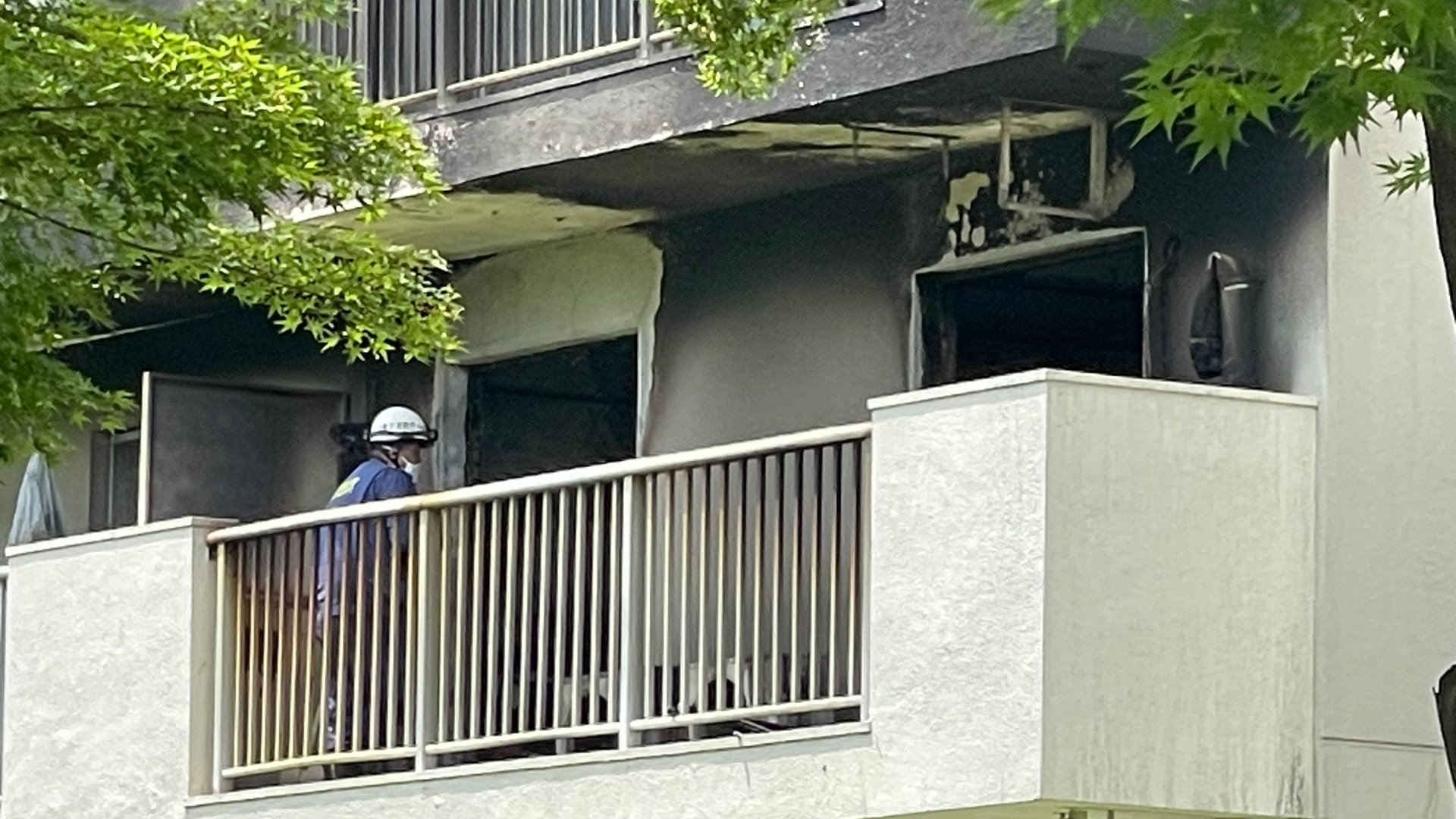 【速報】東京・町田市の3階建てアパートで火事　現在延焼中　70代の男性が意識不明