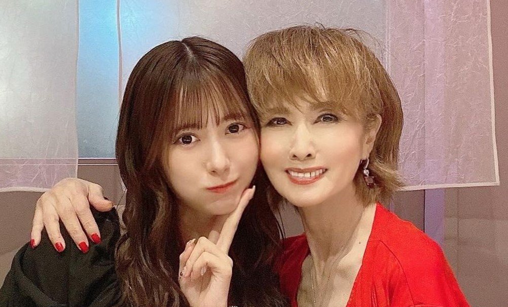 小柳ルミ子さん 「モー娘。の生田衣梨奈ちゃん♥」 ２ショット写真に反響 「お食事に行って来ました」 | Cube ニュース