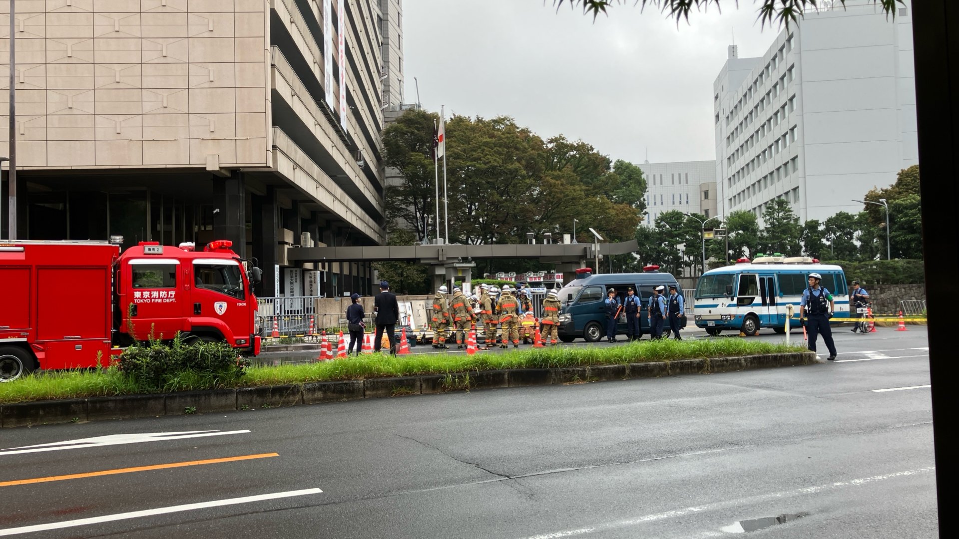 【速報】森山幹事長「選挙の最中であり強い憤り」　自民党本部への火炎瓶投げ込み受けコメント発表