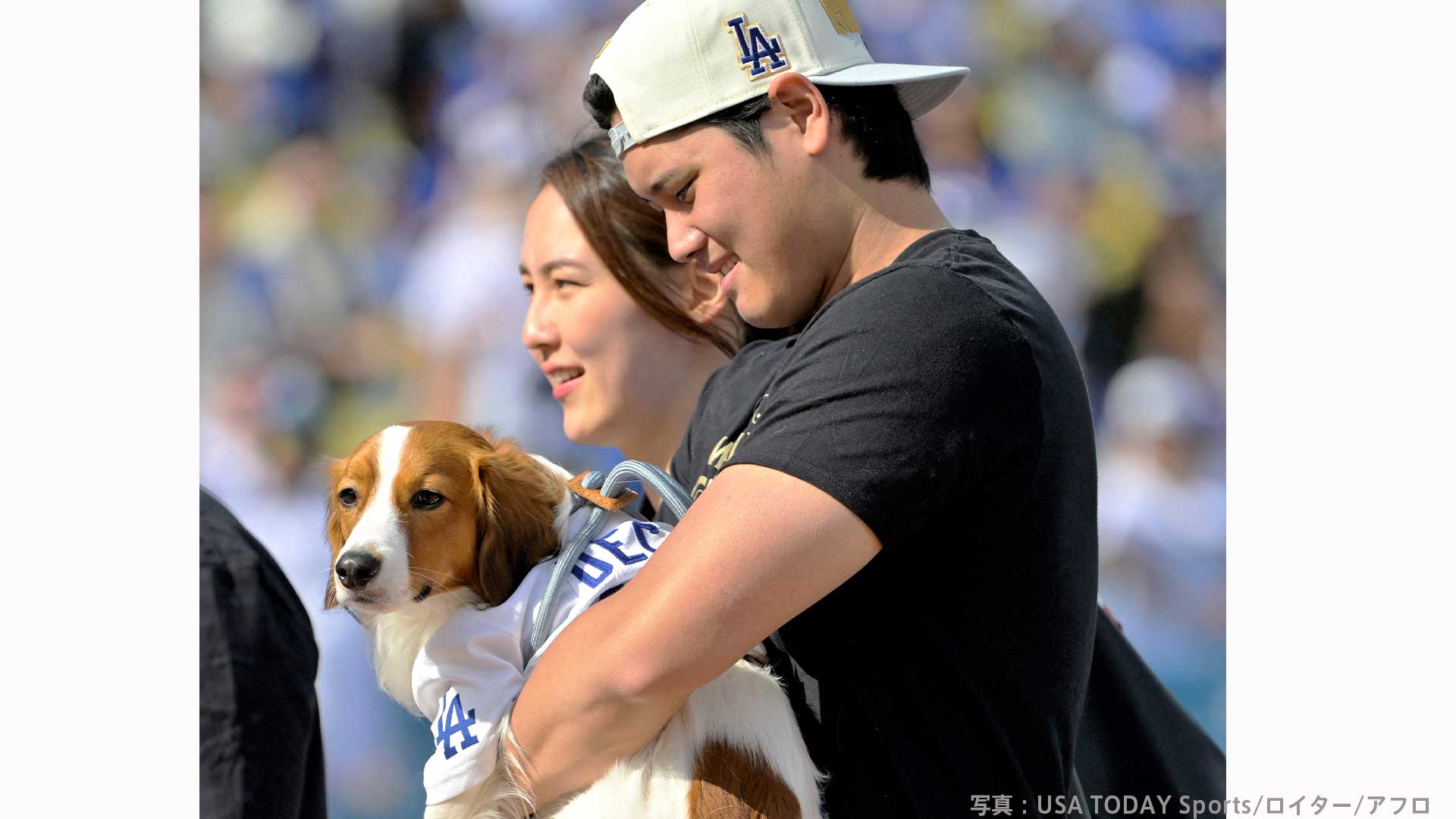 大谷翔平、真美子夫人＆デコピンと世界一祝う ！ イベントでは英語で感謝のスピーチ「ロサンゼルス！おめでとう！」