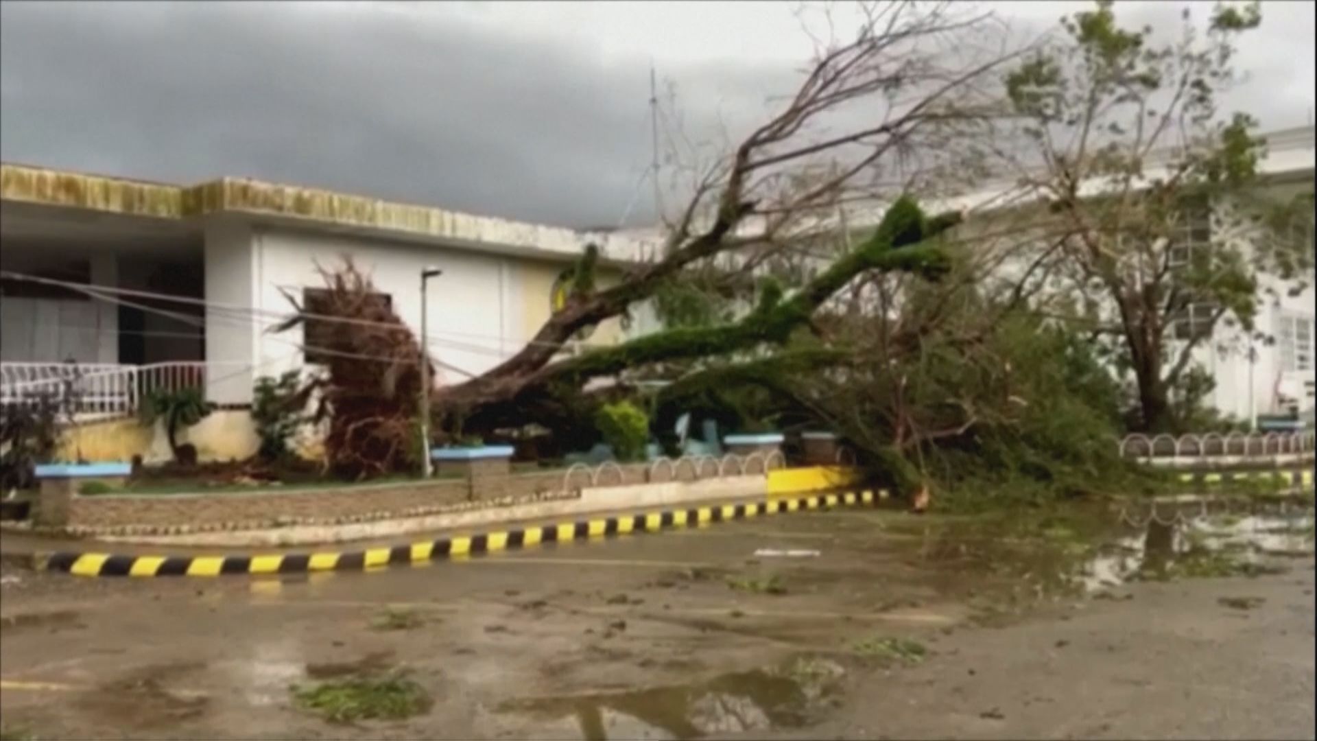 フィリピン1か月に“6つの台風”甚大な被害　160人以上死亡　900万人被災