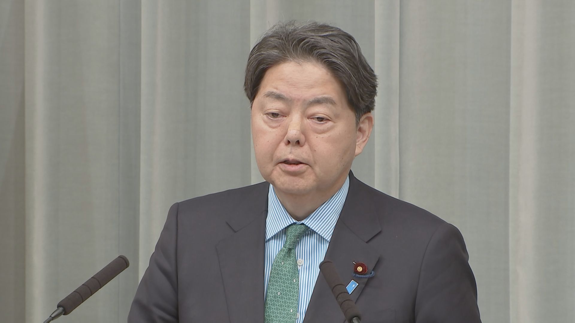 林官房長官、政府からの支出や職員の同行は否定　安倍昭恵さんの訪米