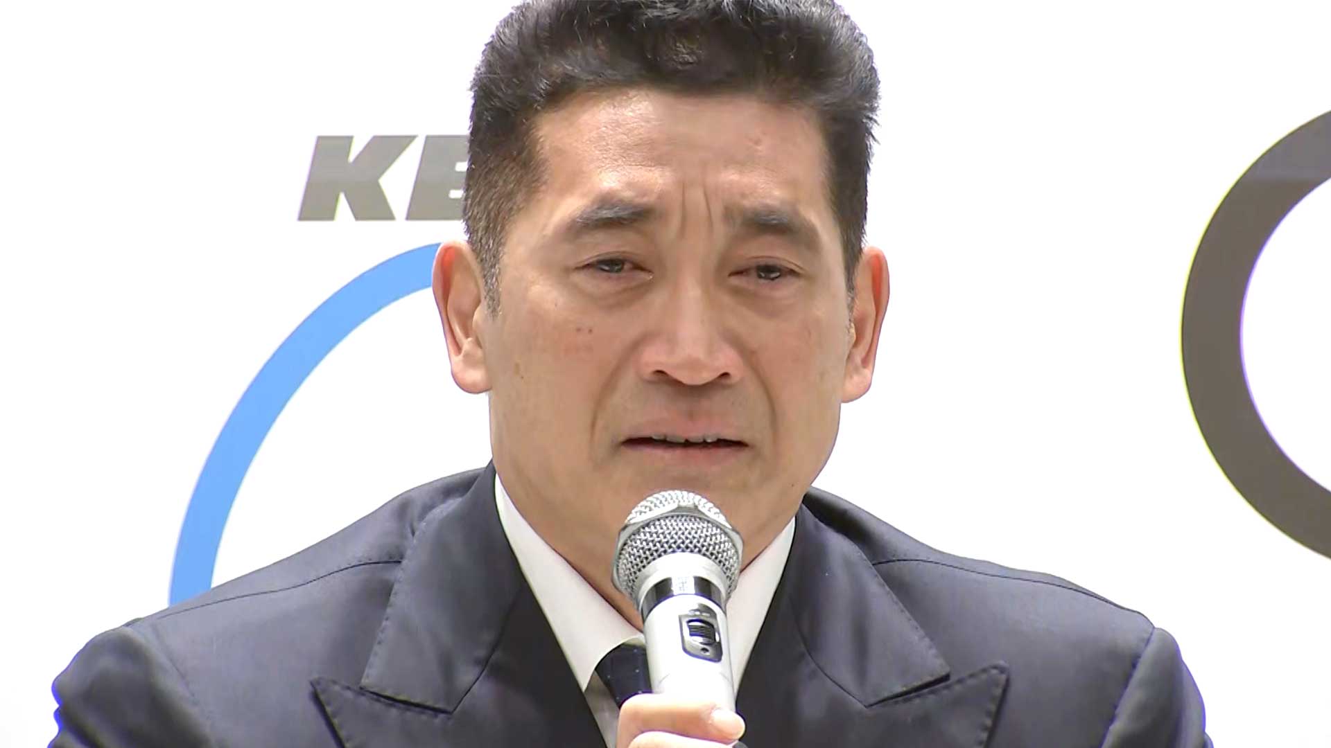 56歳のレジェンド・神山雄一郎が涙の引退会見「できることなら一生やり続けたい」今後は「まず家族との時間を」【競輪】