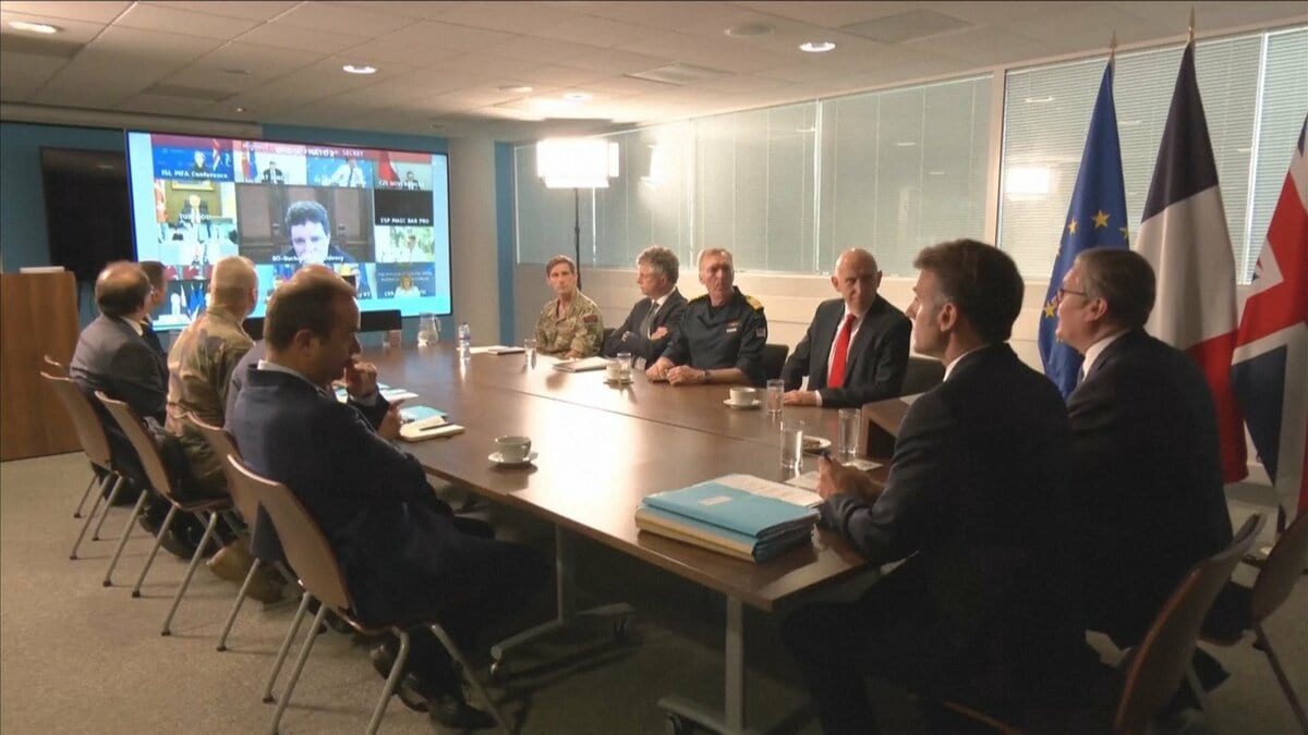 ウクライナ支援の有志連合「軍の再建支援はロシアけん制の最良の手段」 パリに作戦本部設置へ　陸海空で「安全の保証」を支援