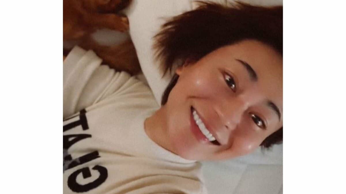 【 氷川きよし 】　「5人の寝てる顔が見れる幸せ」　愛犬5匹との穏やかな時間に「幸せ」噛みしめる　「ミルク先生、ありがとう」と年長の愛犬へ感謝