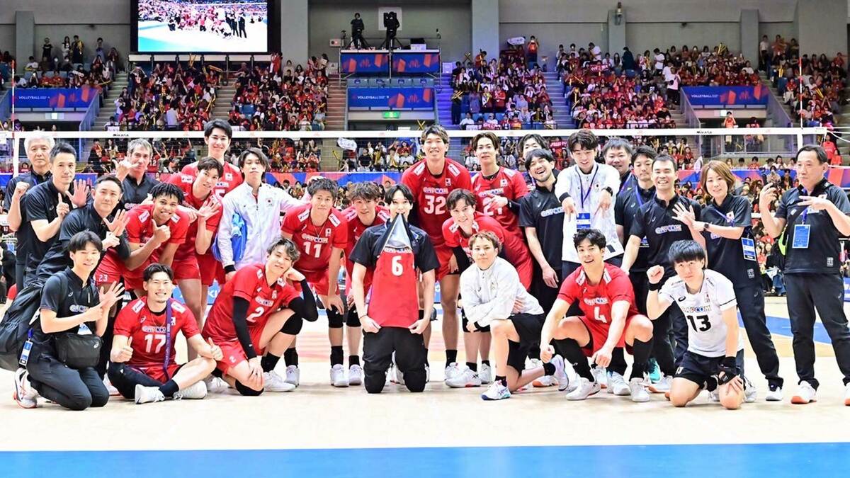 石川祐希「(日本R)3勝する目標を達成できて嬉しい」髙橋藍「表彰台に登るために更なる進化が必要」バレー男子決勝R進出【選手コメント】