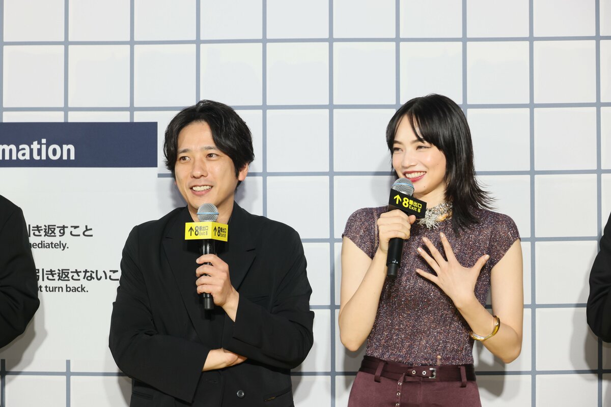 【二宮和也】「褒められるのは気持ちいいですねぇ」小松菜奈が絶賛「座長として素晴らしい」