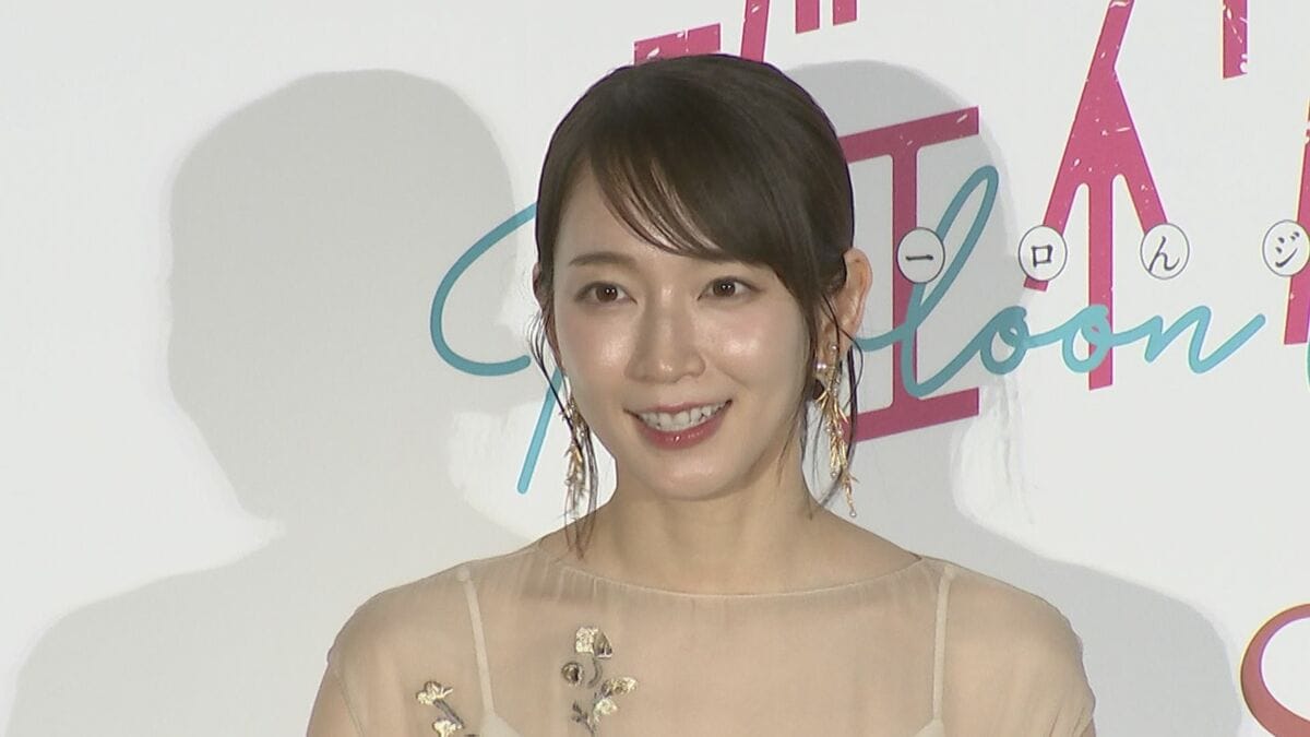 【 吉岡里帆 】 「コート着てるのに涼しそう、どうなってる?」 汗かき水上恒司と 汗をかかない柳俊太郎の差に驚愕