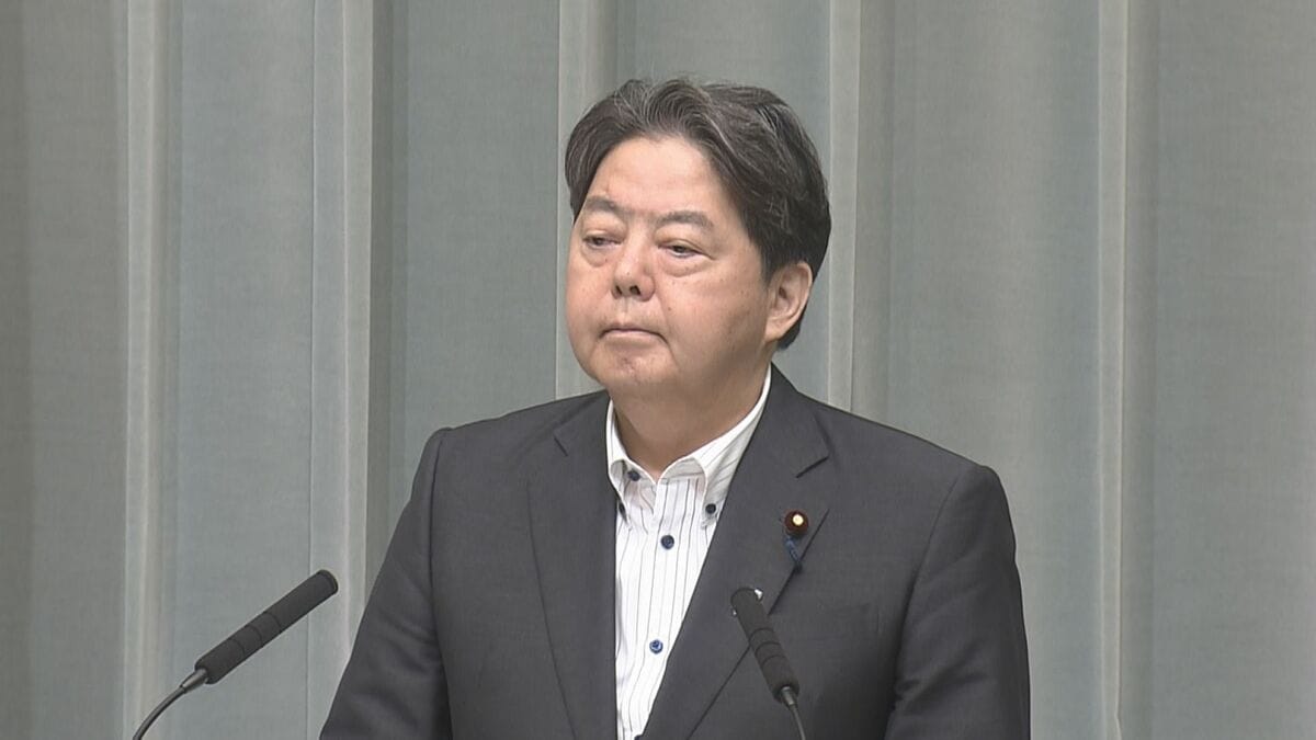 林官房長官 自衛隊機が緊急発進する事態に「遺憾」 13日に韓国空軍機が嘉手納基地に“燃料枯渇”で着陸