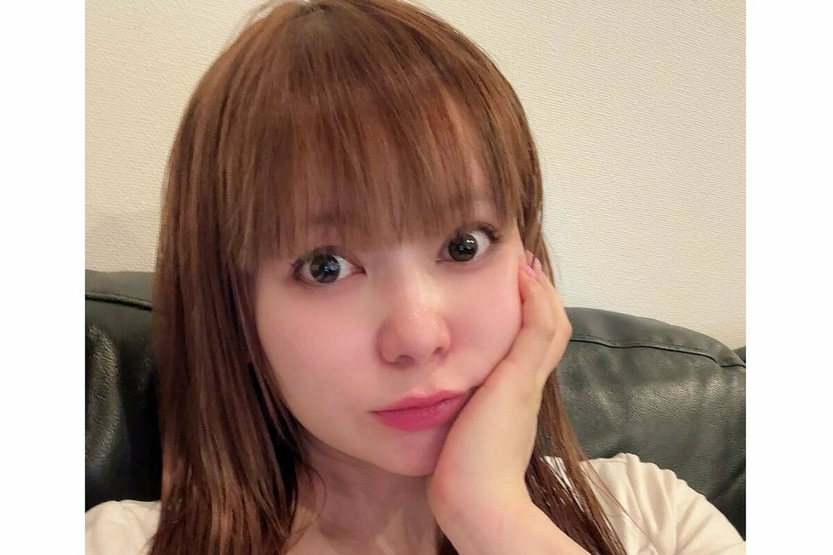 【 中川翔子 】 「座ってるだけで腰が痛くなる、、」 妊娠中の体調明かす 「腰の痛みとたたかいながらイラスト描いておとなしくします」