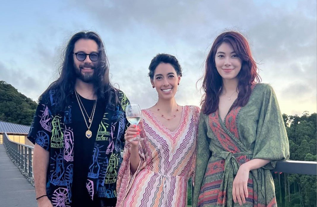 【 森泉 】 妹・森星さん、兄・森勉さんと きょうだい3ショット ファン反響 「素敵なご兄妹❤憧れまーす」