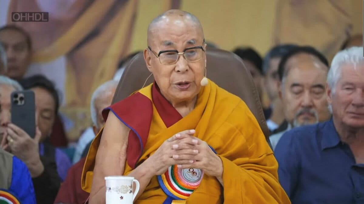 ダライ・ラマ14世を称える歌を歌った歌手が中国当局に拘束される チベットへの締め付け強化か