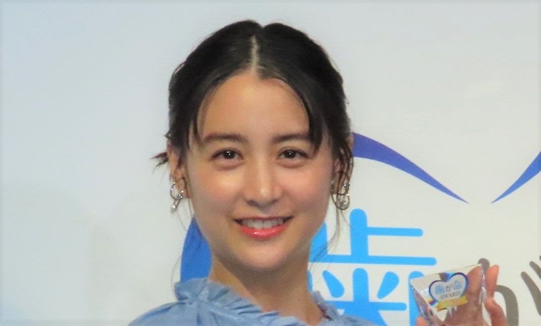 【 山本美月 】 輝く笑顔の秘訣は 「子供が寝た後に自分が楽しい時間を過ごす」 ‟ 内面の美しさ ” を褒められ 「泣きそう」