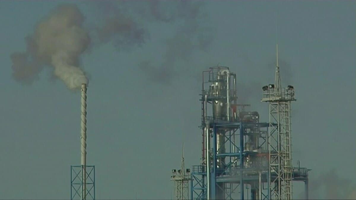 OPECプラス有志8か国が9月も原油増産へ 価格下落につながる可能性も