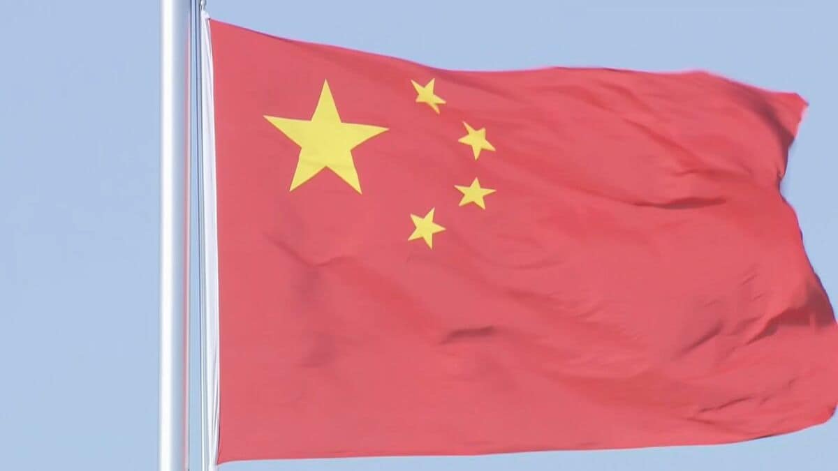 中国軍が南シナ海で警戒活動 フィリピン軍とインド軍の合同演習をけん制か