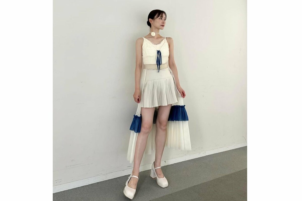 【 朝日奈央 】 「大人だけどアイドルっぽさもある、とっても可愛い衣装を着れて幸せでした」　アイドリング!!!　1日限りの復活ライブ　衣装姿を公開