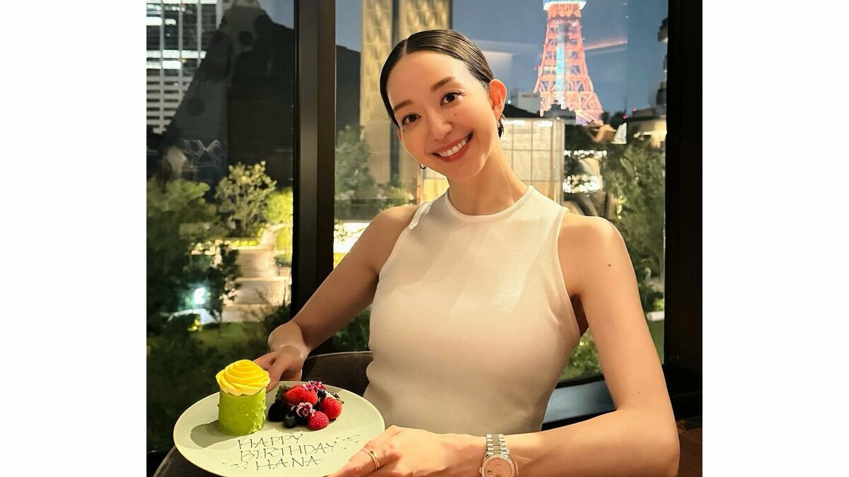 【 松島花 】 「旅行に行けない時は、都内のホテルで過ごすのも気分が変わっていいですね」東京タワー一望の高級ホテルでウェルネスとグルメを満喫する誕生日ステイ