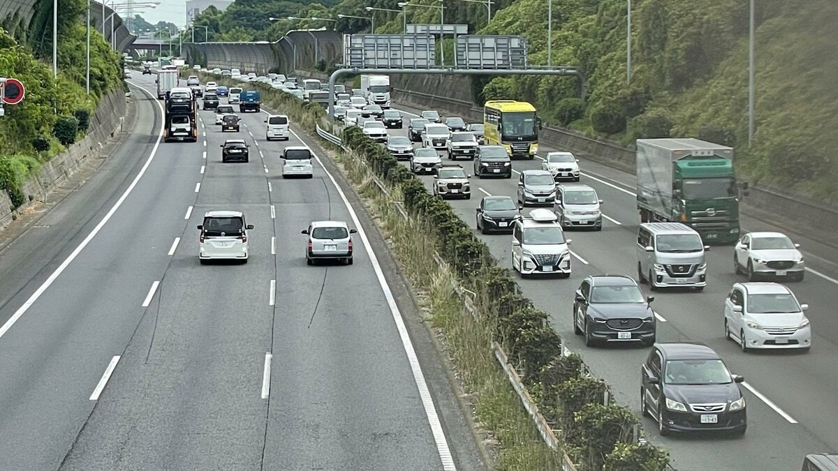 3連休初日 お盆の帰省ラッシュがピーク 各交通機関で混雑予想