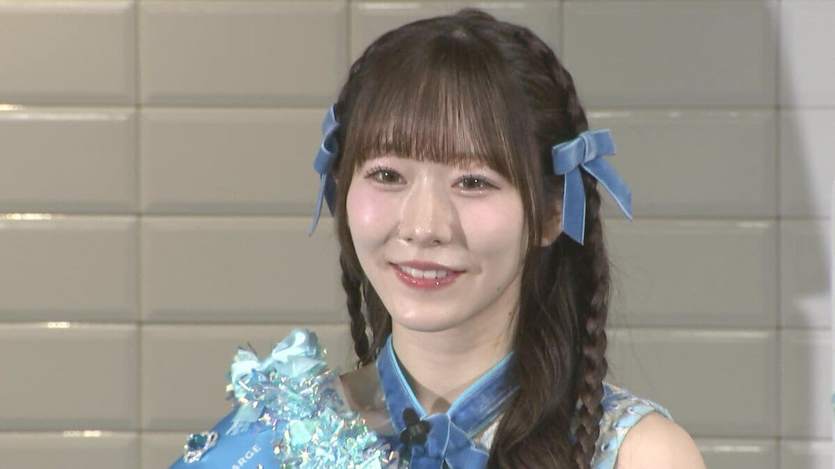 【 ふるっぱー・真中まな 】 「私の手垢の付いた...」 モバイルバッテリーと「よる一緒に寝る」 【 FRUITS ZIPPER 】