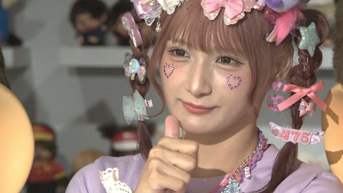 【しなこ】モンチッチ展に登場　最近泣いたエピソードも明かしつつ　 “きょうから「しなこっち」と呼んで！”