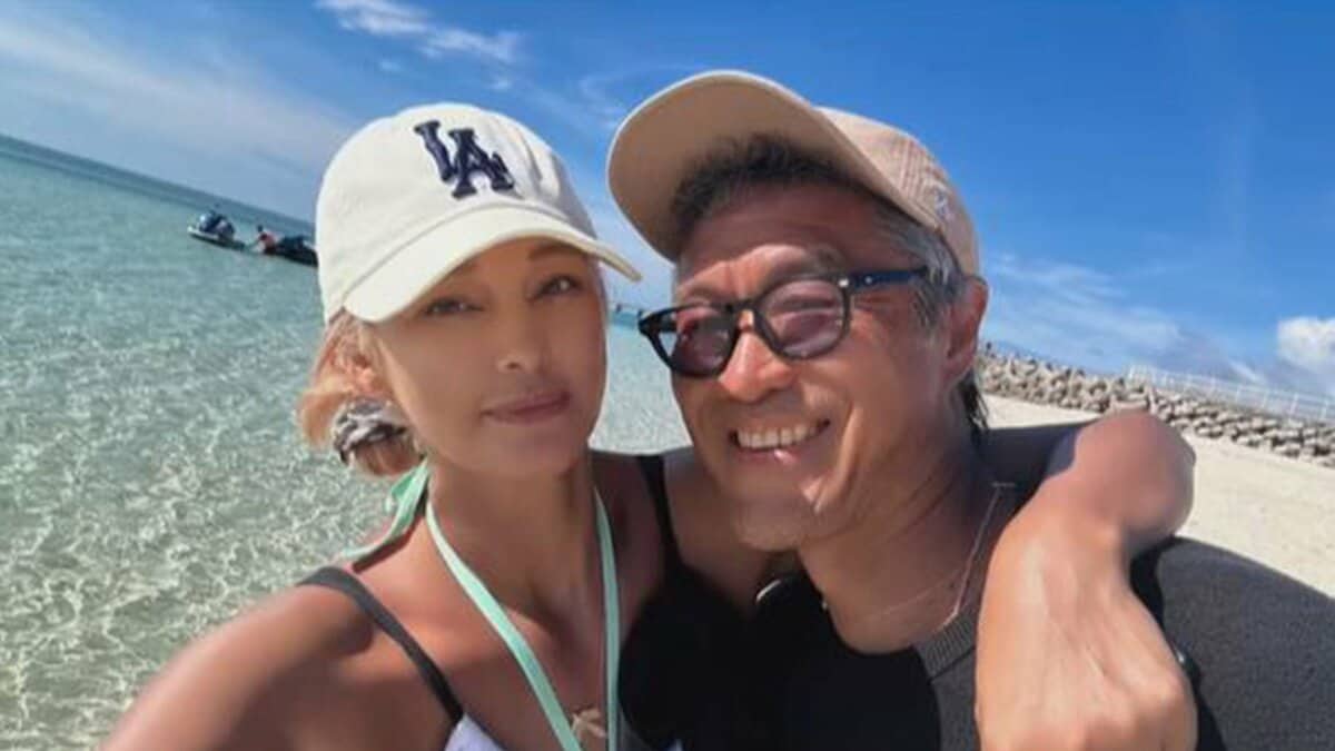 【がん闘病】 梅宮アンナさん 「結婚したのに、結婚したいなこの人とって想う感覚」運命的な出会いから数日で結婚した夫との宮古島旅行 乳がん手術後の水着姿を披露