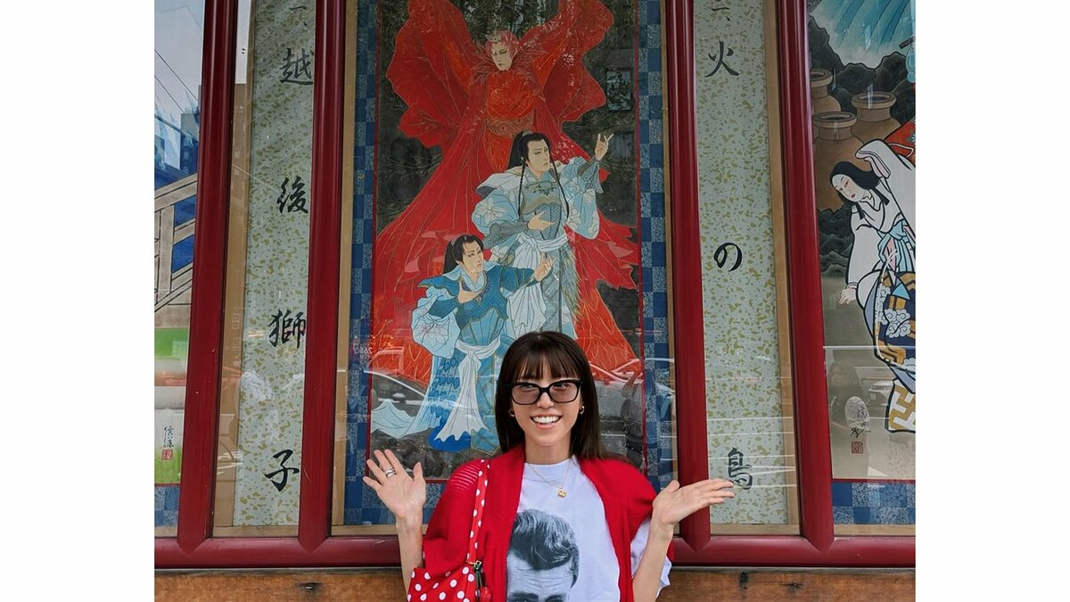 【 若槻千夏 】 「国宝観て歌舞伎を観に行く人が増えた」　社会現象に共感「完全に私の事です‼︎」 “ 火の鳥 ” をイメージ　赤いコーデで歌舞伎鑑賞
