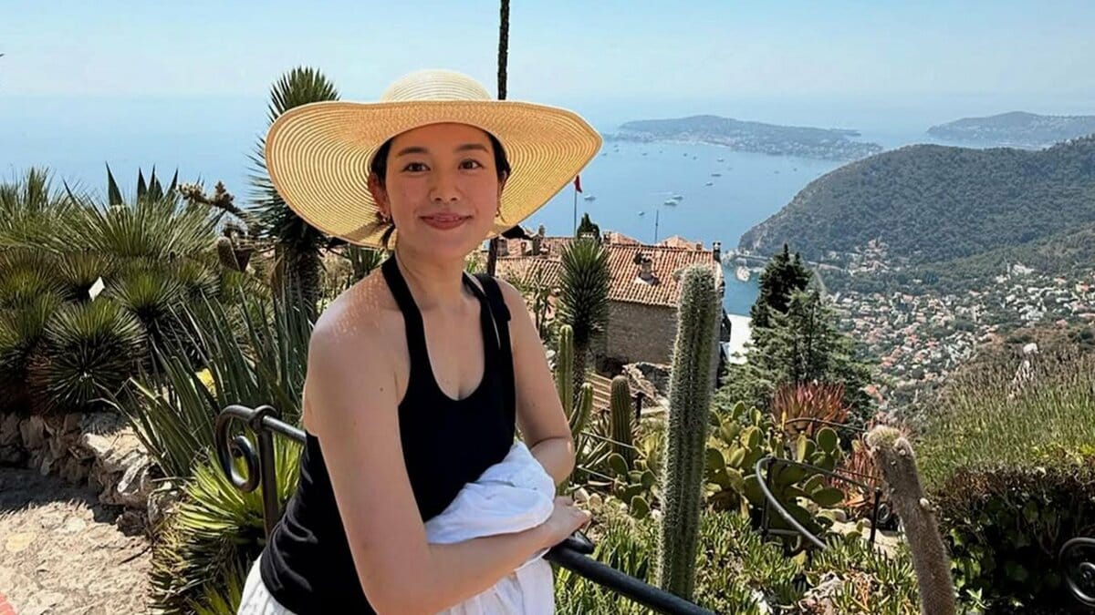 【 筧美和子 】　南フランスとモナコの絶景を堪能　白い帽子姿や黒い水着姿で夏を満喫