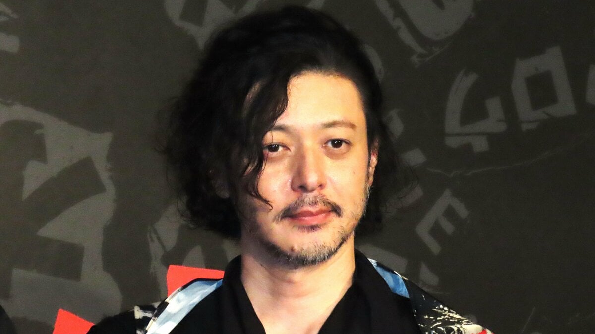 【オダギリジョー】麻生久美子から自撮りが送られ「こいつすげぇな」→〝クセ強キャラ〟誕生 完成披露で映画完成間に合わず‟謝罪”