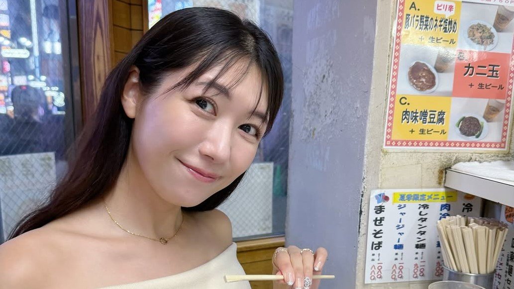 【 穂川果音 】 渋谷で絶品町中華を堪能 「ルースチャーハンの優しい味わいが沁みた〜」