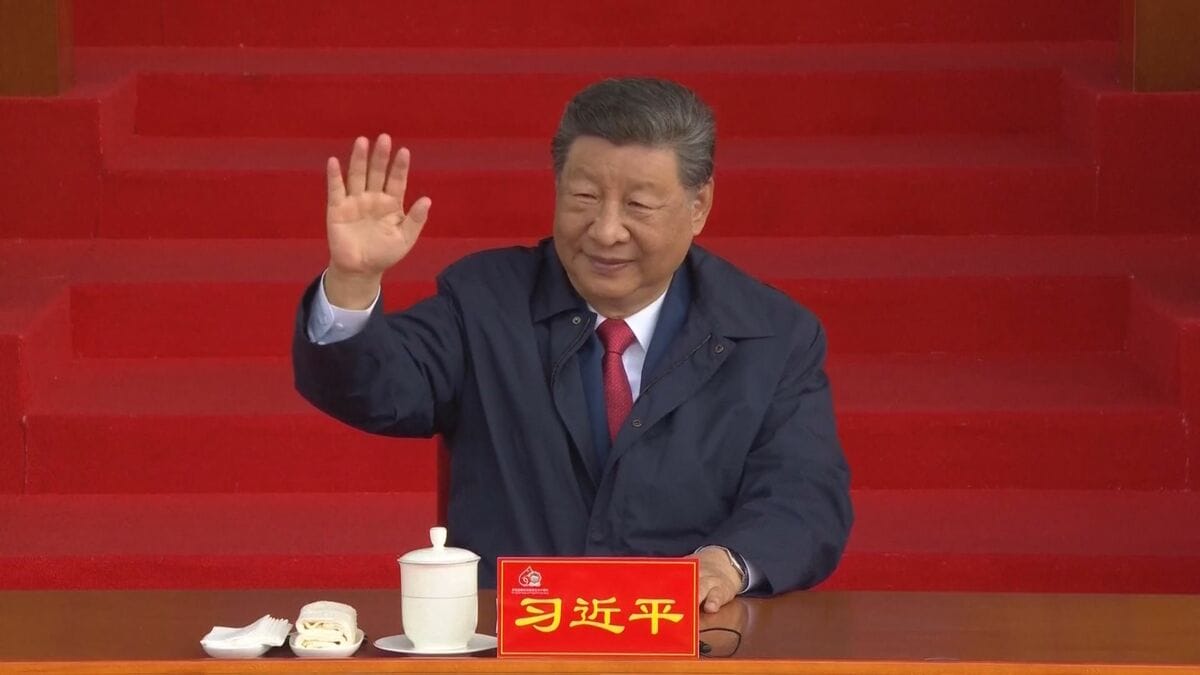 中国・習近平国家主席　チベット自治区成立60年式典に出席　「政治的安定が重要」　ダライ・ラマ14世をけん制