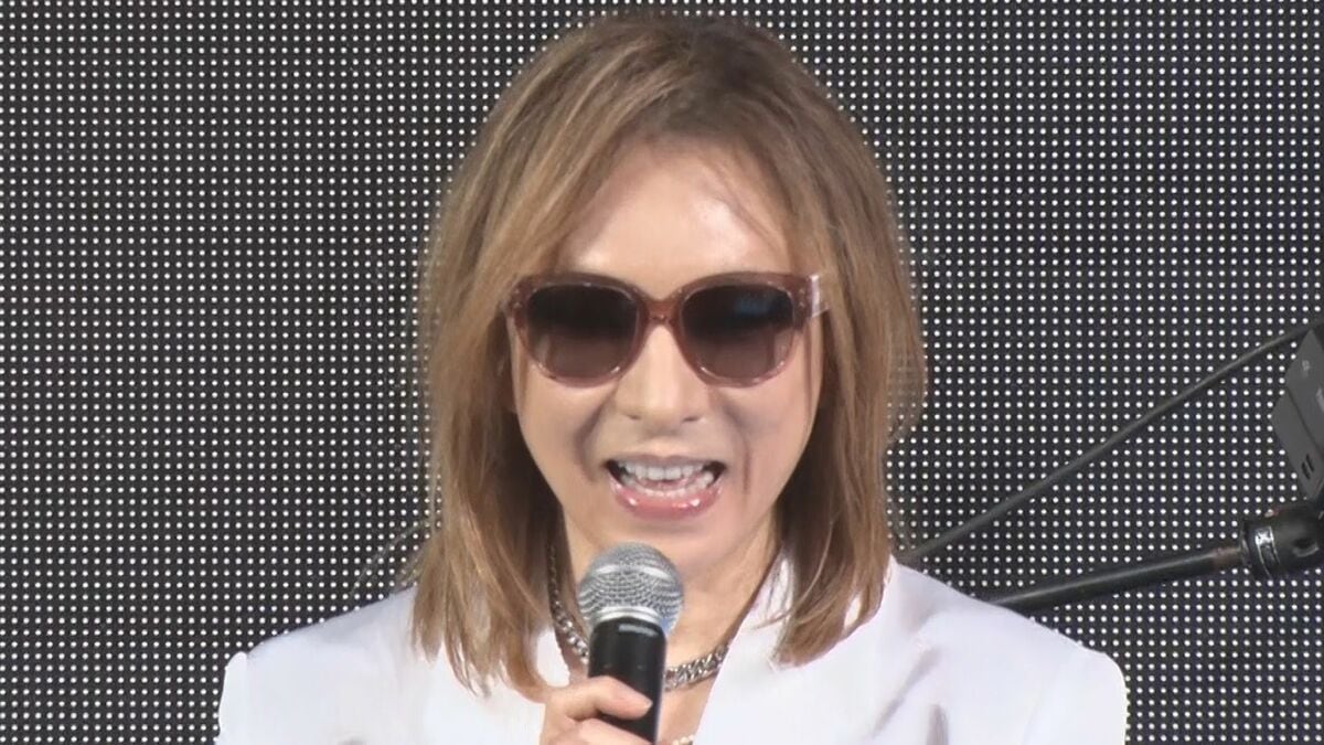 【 YOSHIKI 】「親指と人差し指は痺れっぱなし」も「リハビリは順調」「痛みは無視」笑顔で語る