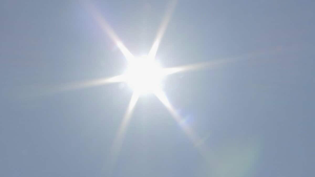 37の都府県や地域に「熱中症警戒アラート」発表（午前5時ごろ）　環境省・気象庁が注意呼びかけ