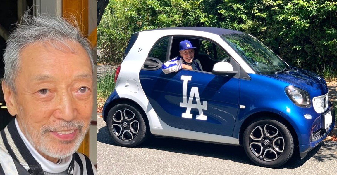 【 テリー伊藤 】 「スマート フォーツークーペ エディション１（Ｍナイトブルー）2015年モデル」「ドジャースLAマークをオーダーでドアに貼付！」　愛車と笑顔