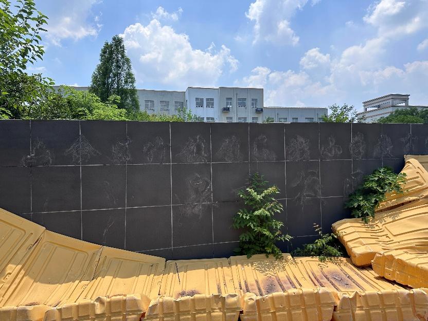 「南京写真館」ヒットの陰で「中日友好希望小学校」は今 日本との距離感はナーバスに