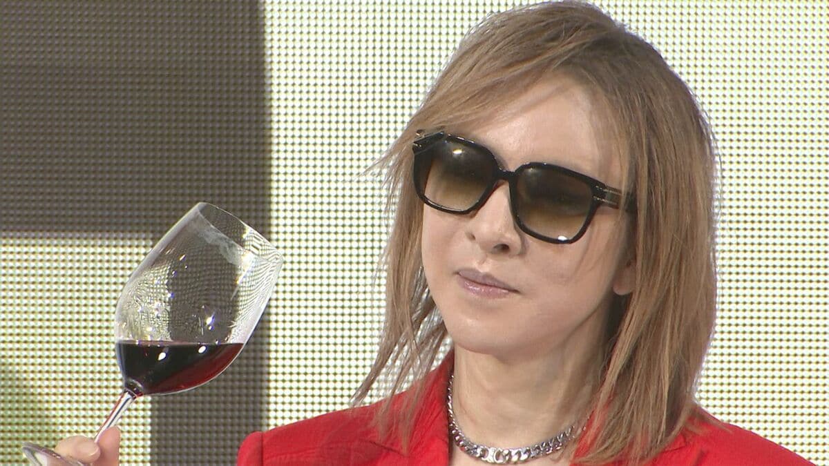 【YOSHIKI】ドラム演奏は「不思議と体が覚えている」負傷については「愛情として受け止めています」