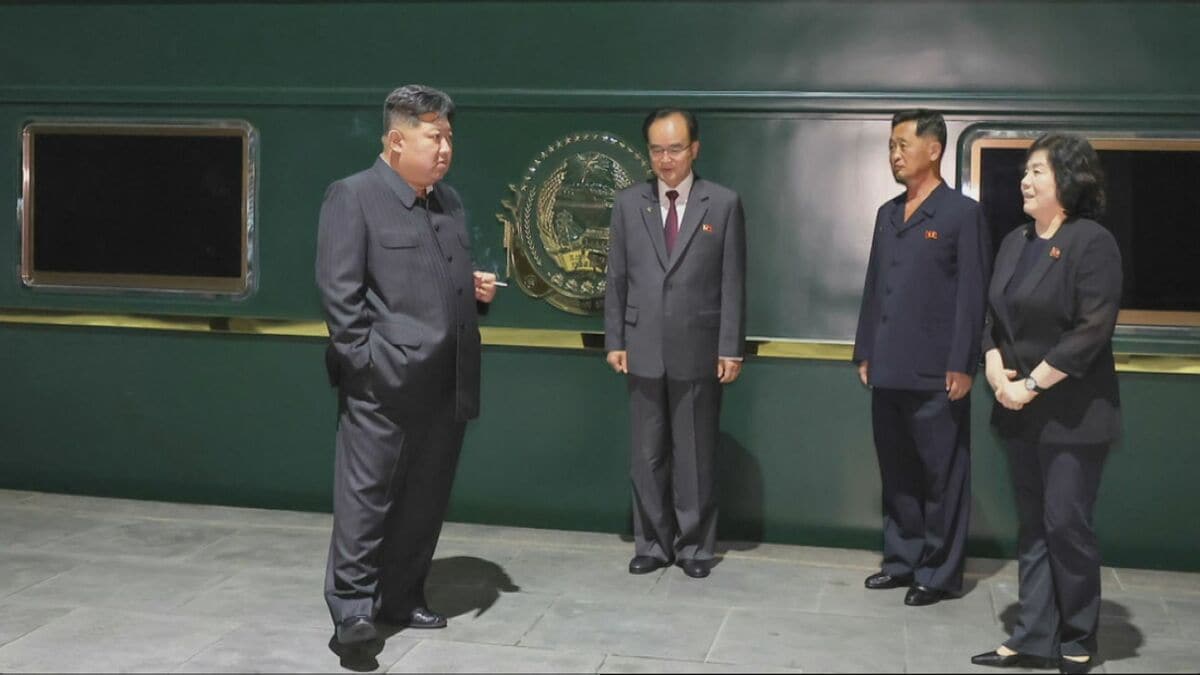 【速報】金正恩総書記の専用列車が中国入り　朝鮮労働党機関紙伝える