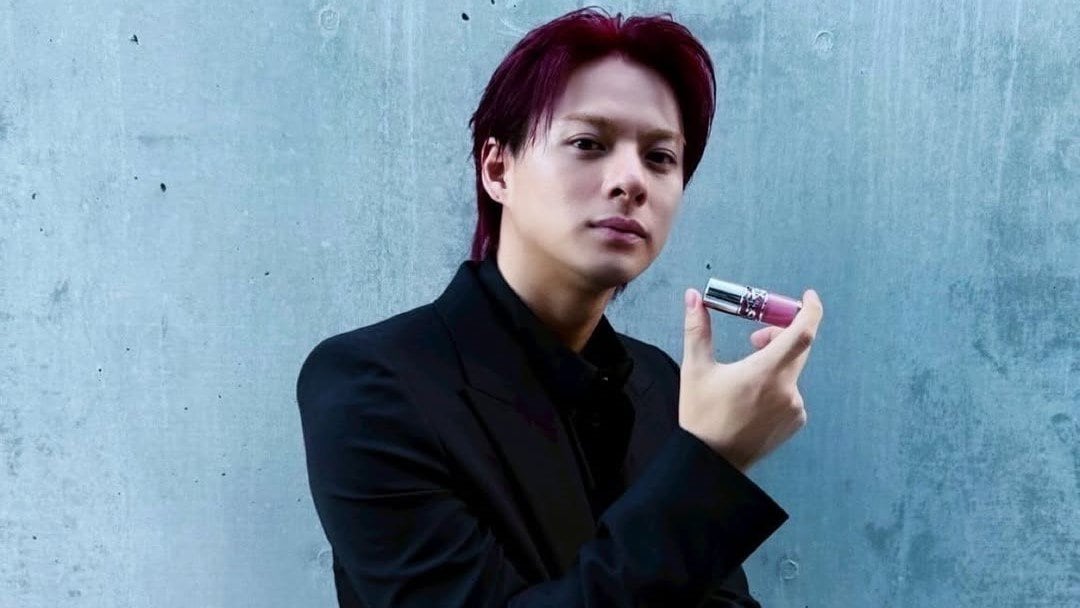 【 平野紫耀 】気分を上げたい日には「44番」　スーツ姿に笑顔とピンクのプランパーでフォロワー悶絶「最強すぎる」