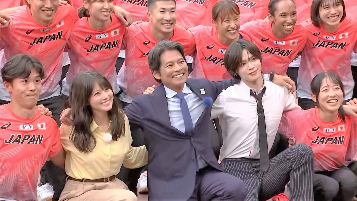 織田裕二さん日本代表選手団を激励「目一杯ここ（国立競技場）を使って楽しんで」今田美桜さん、Ｋさんも肩を組み結束高める