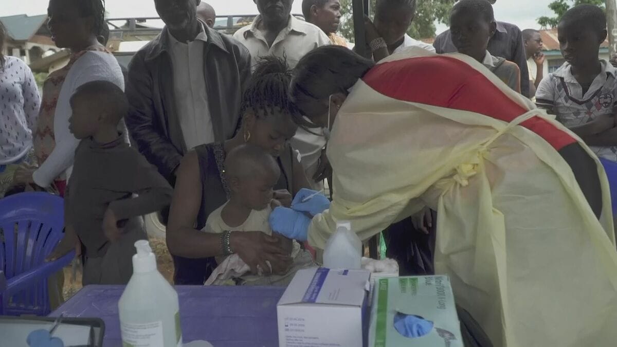 アフリカ・コンゴ民主共和国でエボラ出血熱が流行 15人死亡　過去には「約2300人死亡」の流行も