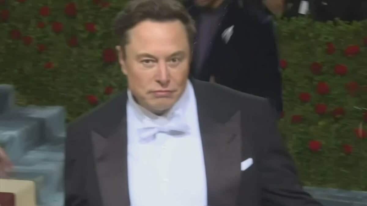米テスラ　イーロン・マスクCEOに約150兆円相当の巨額報酬案