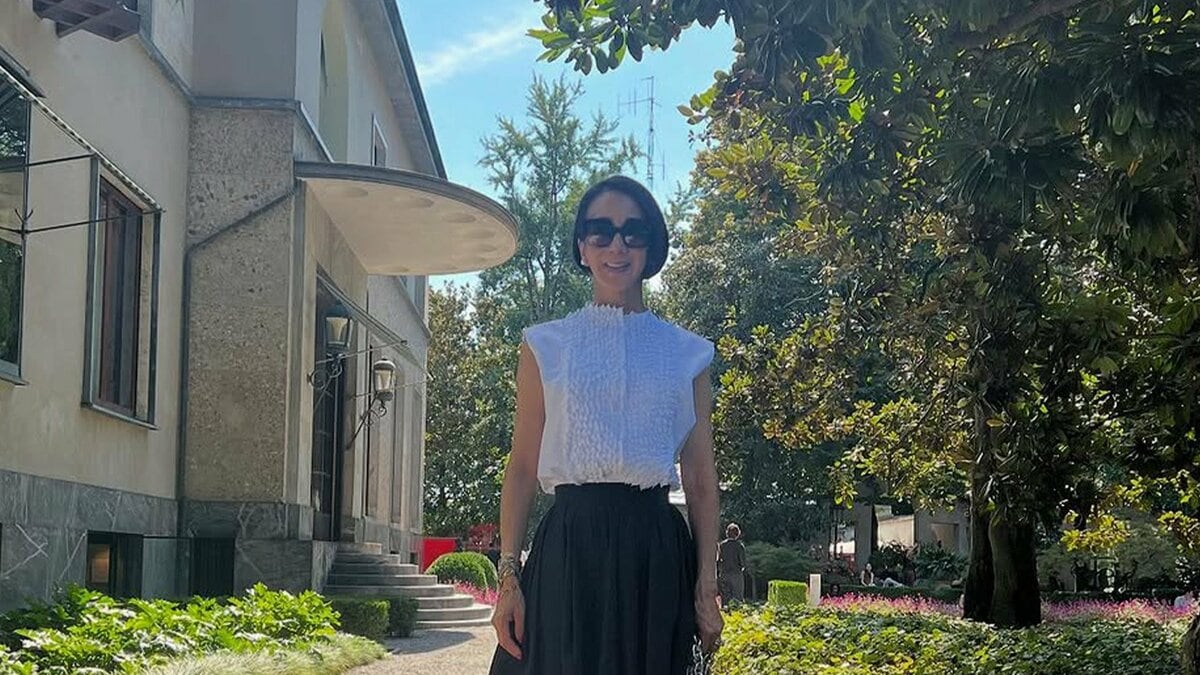 【 中村江里子 】 ミラノ新生活の日曜日「アールデコが好きなのでもう興奮状態」1930年代の歴史的建築を満喫